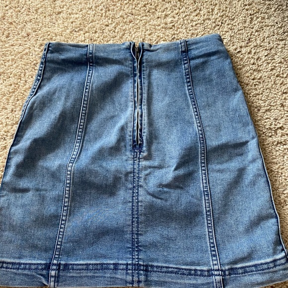 Free people skirt worn once - Picture 2 of 3